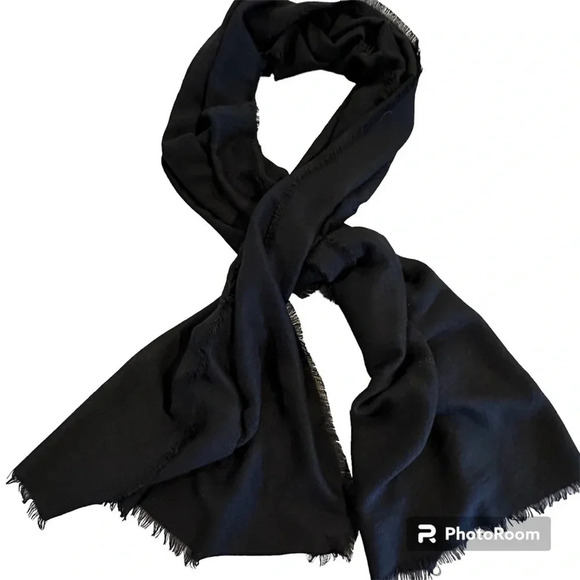 Lauren Conrad Black Scarf/ Wrap Size O/S - Picture 1 of 7